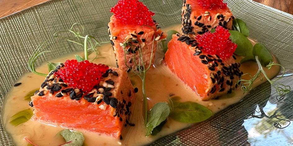 Sockeye salmon tataki